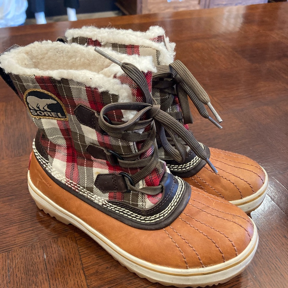 Sorel Red Plaid and Tan Snow Boots